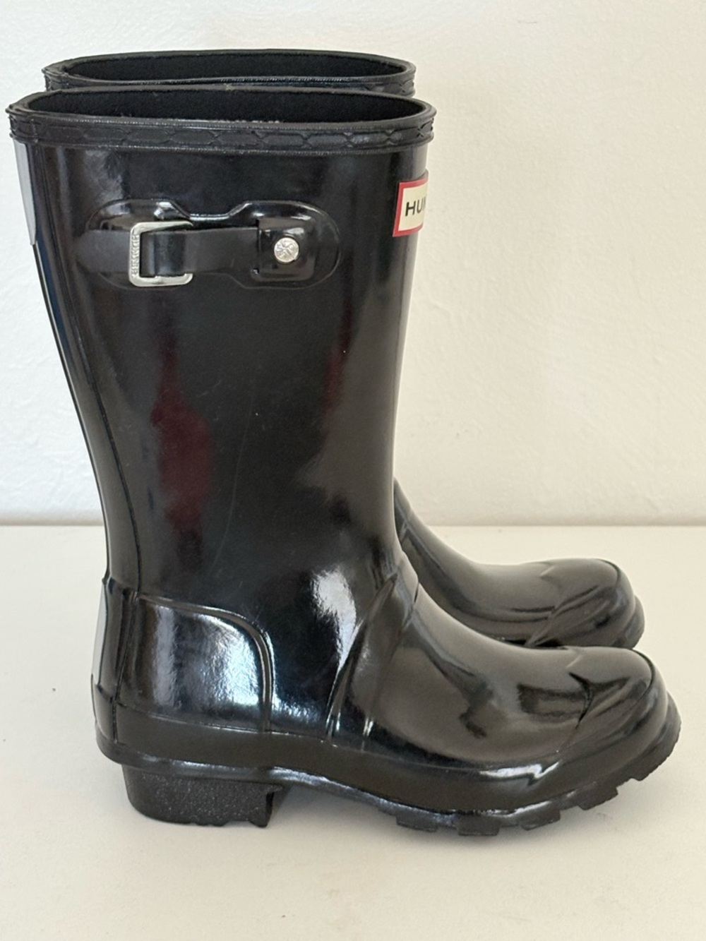 Hunter kids Glossy Black Mid-Calf Rain Boots with Adjustable Buckle - Picture 5 of 9